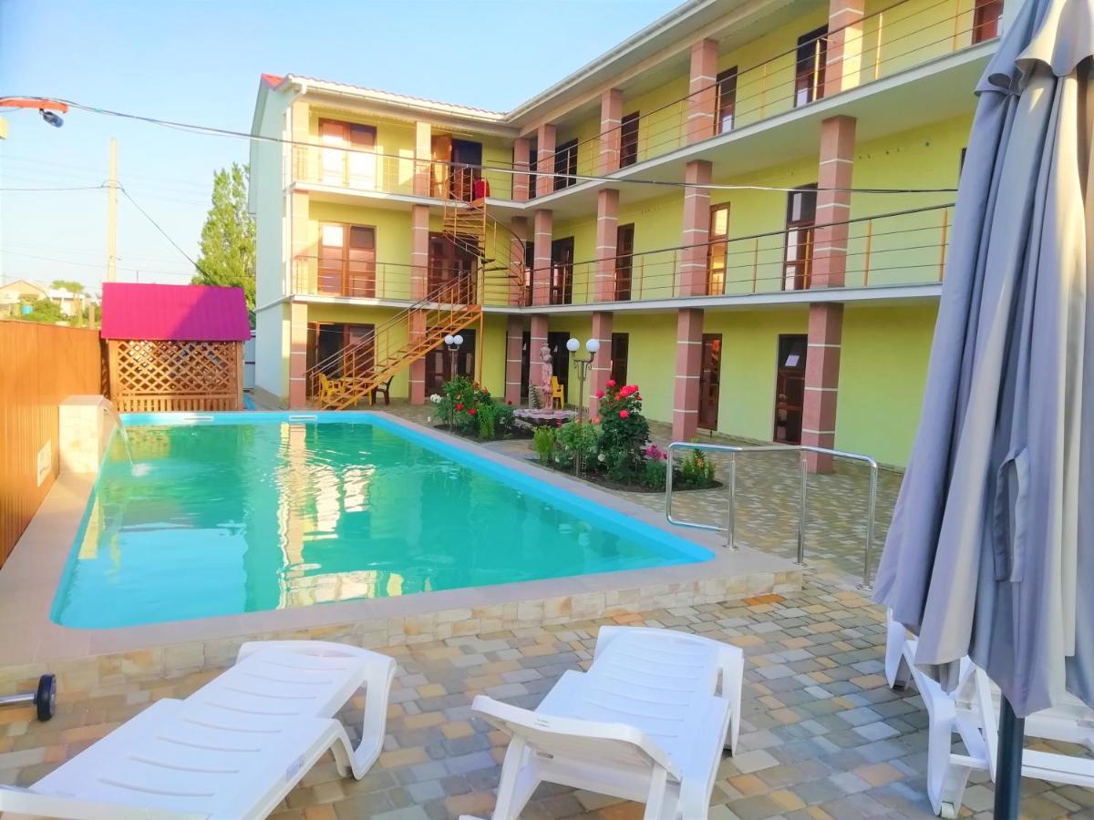 Solnechnaia Dacha Apart otel Zatoka Dış mekan fotoğraf